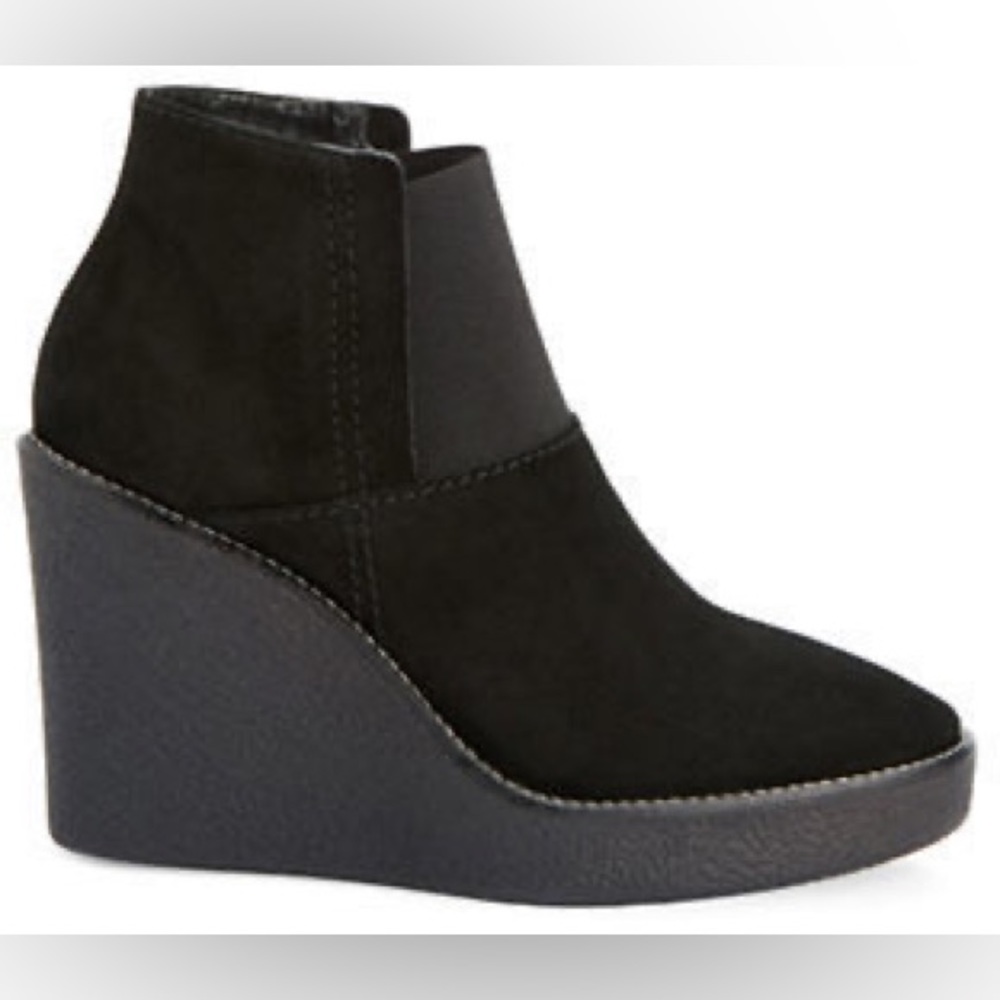 Aquatalia $395 Made in Italy Suede Weatherproof Wedges